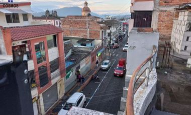 Venta de casa en Otavalo, centro calle Atahualpa