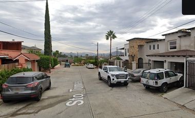 CASA EN VENTA, REMATE BANCARIO!!, FRACC. EL REFUGIO, TECATE, BC