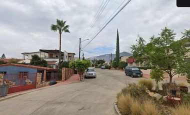 CASA EN VENTA, REMATE BANCARIO!!, FRACC. EL REFUGIO, TECATE, BC