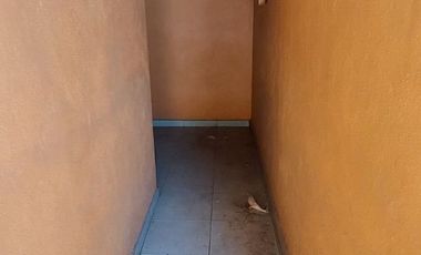 Bodega en Renta en Cuarta Brigada, salida a Salamanca.