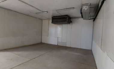 Bodega en Renta en Cuarta Brigada, salida a Salamanca.