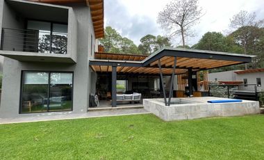 PROPIEDAD EN CONDOMINIO ZONA AVANDARO