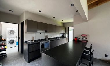 PROPIEDAD EN CONDOMINIO ZONA AVANDARO
