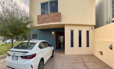 Casa en Venta en Valle Imperial en Zapopan, Jalisco
