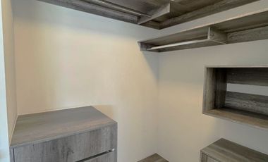 CASA EN VENTA EN PRIVADO CON ALBERCA EN ELÓN GTO ZONA NORTE