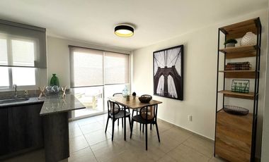 CASA EN VENTA EN PRIVADO CON ALBERCA EN ELÓN GTO ZONA NORTE