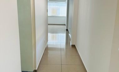 Venta Departamento / Jr. Aracena, Urb. Higuereta, Santiago de Surco. / 3 Dorm / 3 Baños / $155,000