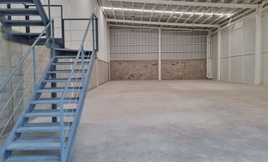 BODEGA EN VENTA 700 M FRENTE AL PARQUE INDUSTRIAL QUERETARO