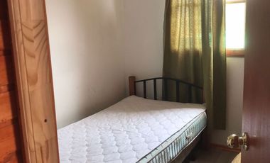 Espectacular sitio con dos cabañas y piscina en el Panúl a la venta