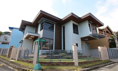 House and Lot for Sale inside Oro Vista Royale Executive Village with 5 Bedrooms and 3 Car Garage PH2316