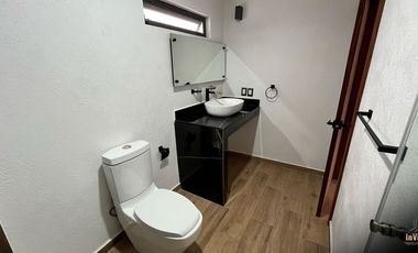 Casa en Venta en Providencia remodelada de Lujo en Zona Financiera Zapopan