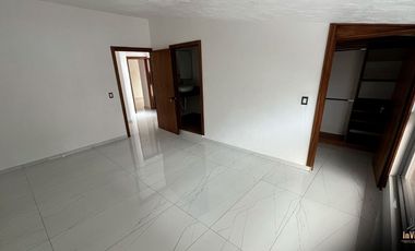 Casa en Venta en Providencia remodelada de Lujo en Zona Financiera Zapopan