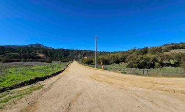 Parcelas de 20.000 m, rol, agua y luz. Ruta lo Orozco / Casablanca