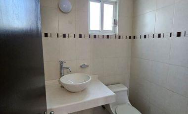 SE VENDE HERMOSA RESIDENCIA, EN SAN JERONIMO LIDICE, FRACCIONAMIENTO PRIVADO.