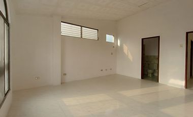 Venta de Departamento de 3 niveles, 3 dormitorios en Nueva Kennedy, Norte de Guayaquil