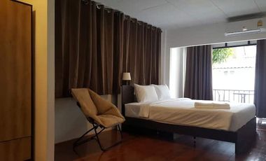 Sale Townhouse Sukhumvit 30