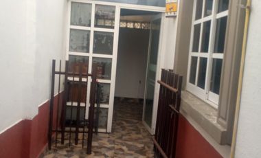 RENTA DE CASA CALIMAYA