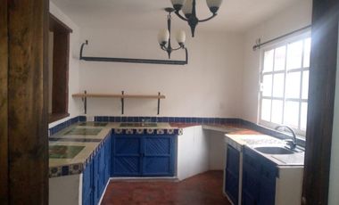 RENTA DE CASA CALIMAYA