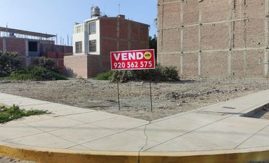 GRAN VENTA DE TERRENO EN LA ENTRADA DE LA UR. LAS CASUARINAS, LOS PORTALES,PIURA