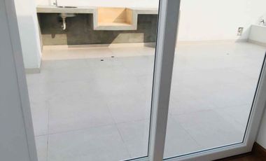 DÚPLEX EN VENTA DE 3 DORMITORIOS - ENTREGA INMEDIATA EN SANTIAGO DE SURCO