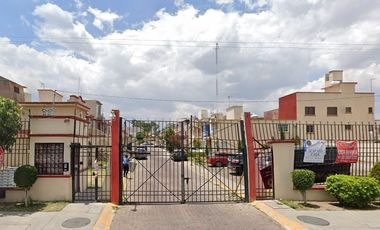 CASA EN VENTA EN FRACC LAS AMERICAS, ECATEPEC DE MORELOS, ESTADO DE MEXICO. EXCELENTE OPORTUNIDAD DE INVERSIÓN. REMATE INMOBILIARIO