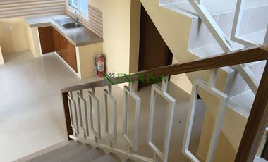 Ready For Occupancy 5 Bedroom Unit Located in Tanauan, Batangas