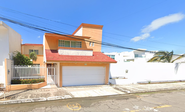 EXCELENTE OPORTUNIDAD DE ADQUIRIR ESTA PROPIEDAD A UN GRAN PRECIO