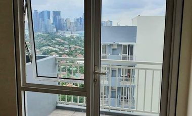 2 bedroom 58 sqm w/balcony 25k monthly  PROMO upto 15% Discount 0% interest  resort type RFO condo in Pasig 5% down payment only near tiendesitas,eastwood,ortigas,BGC,C-5 road
