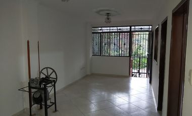 VENTA APTO PRIMER PISO VEHICULAR EN ZAPAMANGA IV