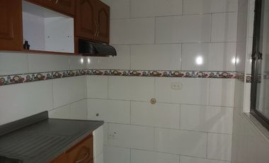 VENTA APTO PRIMER PISO VEHICULAR EN ZAPAMANGA IV