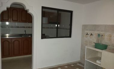 VENTA APTO PRIMER PISO VEHICULAR EN ZAPAMANGA IV