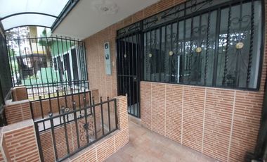 VENTA APTO PRIMER PISO VEHICULAR EN ZAPAMANGA IV