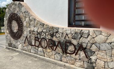 Hermoso Depto.en Residential Alborada de 2 Recamaras , planta bajas en entorno natural, con alberca y estacionamiento
