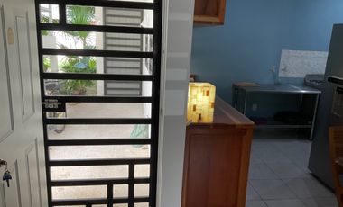 Hermoso Depto.en Residential Alborada de 2 Recamaras , planta bajas en entorno natural, con alberca y estacionamiento