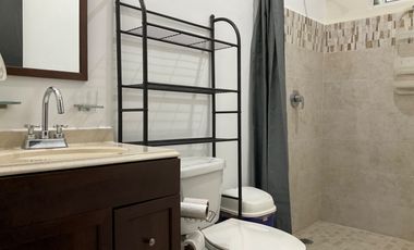 Hermoso Depto.en Residential Alborada de 2 Recamaras , planta bajas en entorno natural, con alberca y estacionamiento