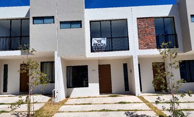 Hermosa Casa en renta en Altosur a 8 min de Lazaro Cardenas $13,000 EN RENTA