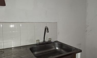 PR19177 Local en arriendo en el sector Aves Maria