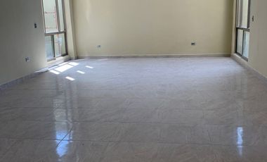 HERMOSA QUINTA NUEVA, CON ALBERCA , PORTAL DEL NORTE, ZUAZUA.