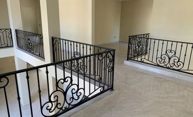 HERMOSA QUINTA NUEVA, CON ALBERCA , PORTAL DEL NORTE, ZUAZUA.