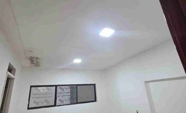 Alquiler de Casa en Urdesa, Oficinas, uso de suelo comercial