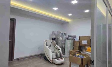 Alquiler de Casa en Urdesa, Oficinas, uso de suelo comercial