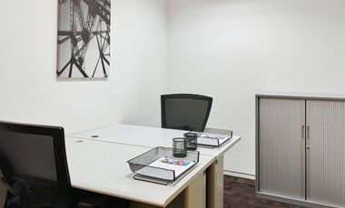 Private office space for 3 persons in Regus Apple One Equicom Tower