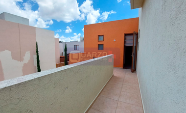 CASA EN RENTA EN PUERTA REAL, POR UNA NOCHE HASTA POR UN AÑO, TOTALMENTE AMUEBLADA CON RECÁMARA EN PLANTA BAJA