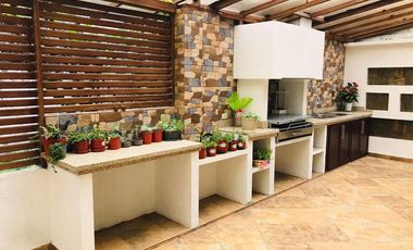 Casa en venta frente al Hipervalle