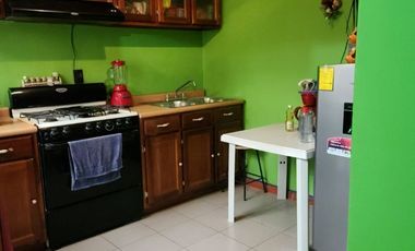 VENTA Casa en privada cerrada, cercana av. principales.