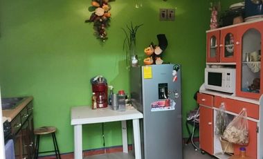 VENTA Casa en privada cerrada, cercana av. principales.