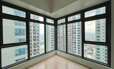 For Sale Brand New 2 Bedroom in Solstice Circuit Makati