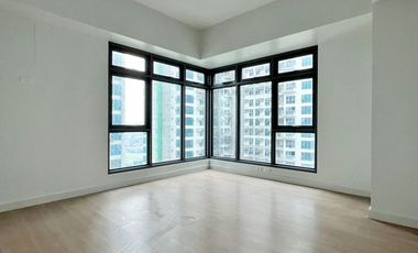 For Sale Brand New 2 Bedroom in Solstice Circuit Makati