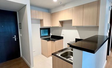 For Sale Brand New 2 Bedroom in Solstice Circuit Makati
