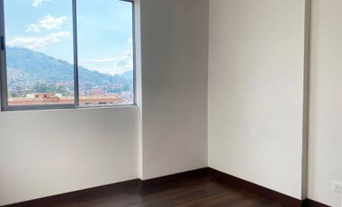 PR20668 Apartamento en arriendo en el sector Loma del Chocho